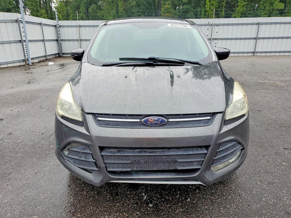 Photo 5 from auction – 2016 FORD ESCAPE with VIN 1FMCU0G75GUC10371