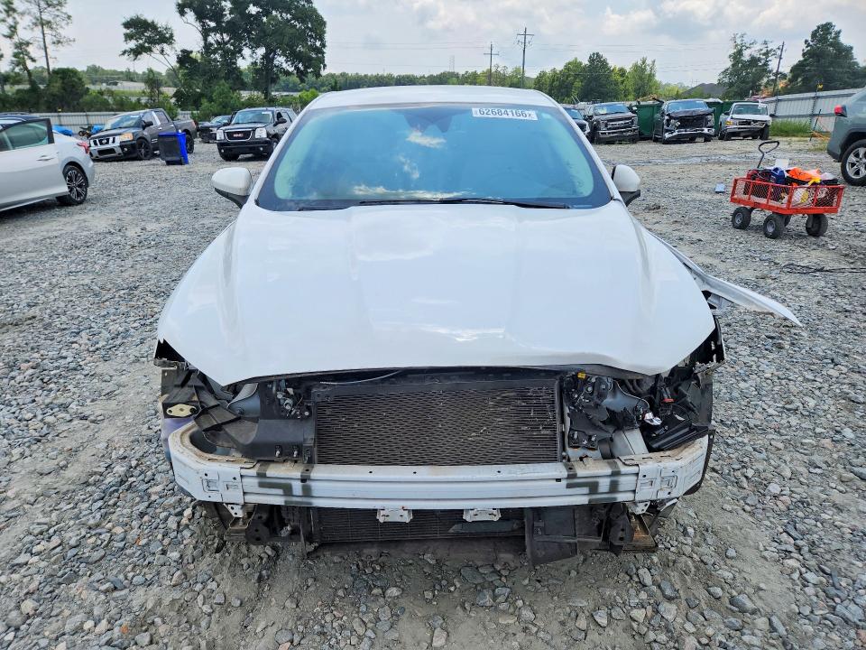 Photo 5 from auction – 2019 FORD FUSION with VIN 3FA6P0HD5KR147906