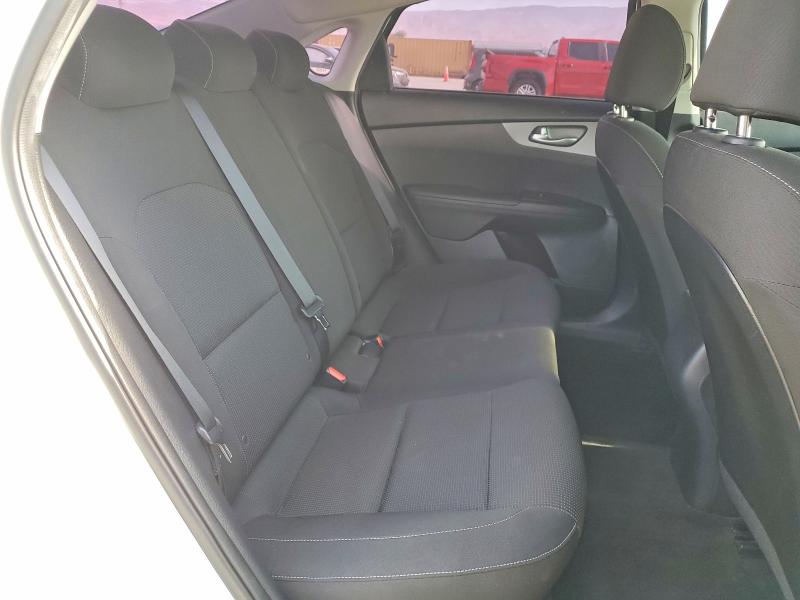 Photo 10 from auction – 2021 KIA FORTE with VIN 3KPF24AD2ME268784