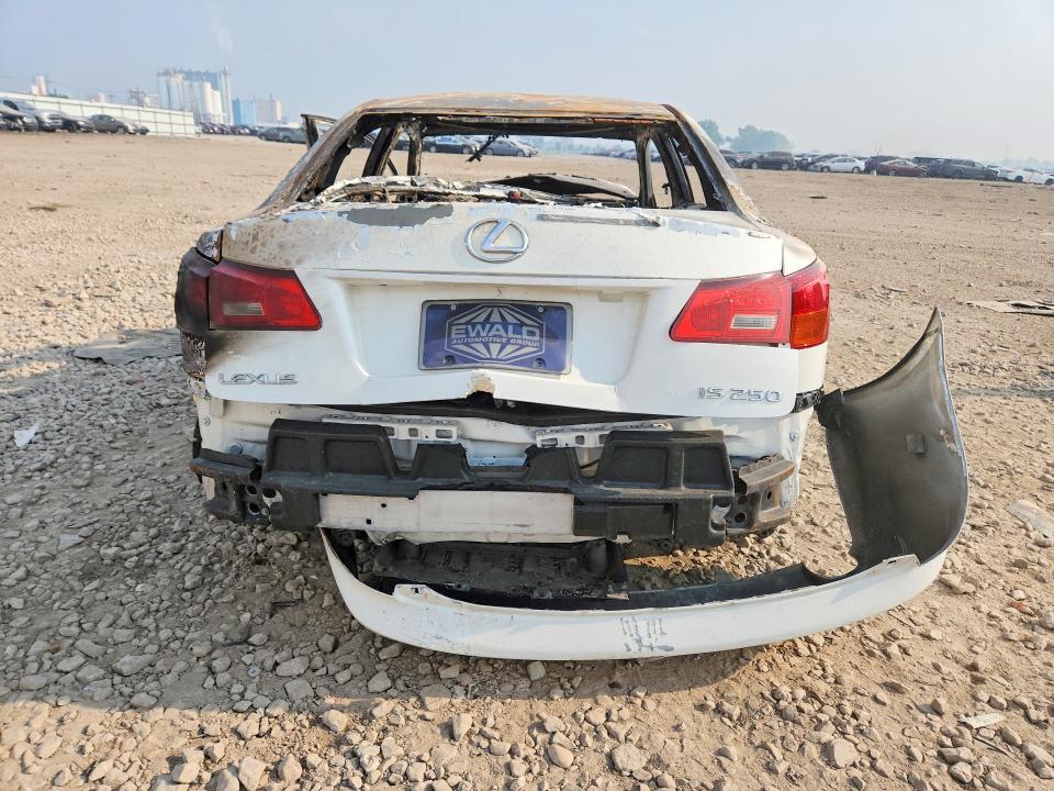 Photo 6 from auction – 2008 LEXUS IS with VIN JTHBK262482075743