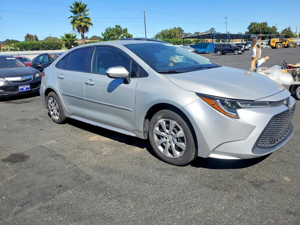 Photo 4 from auction – 2022 TOYOTA COROLLA with VIN 5YFEPMAE9NP294868