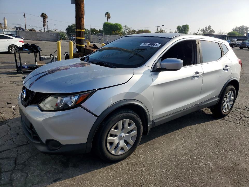 Снимка 1 от търг – 2018 NISSAN ROGUE SPORT с VIN JN1BJ1CP5JW104702