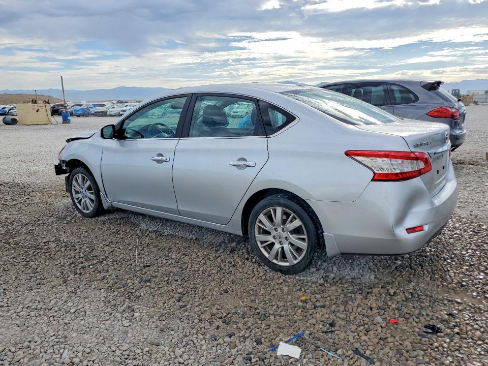 Photo 2 from auction – 2015 NISSAN SENTRA with VIN 3N1AB7AP1FY242378