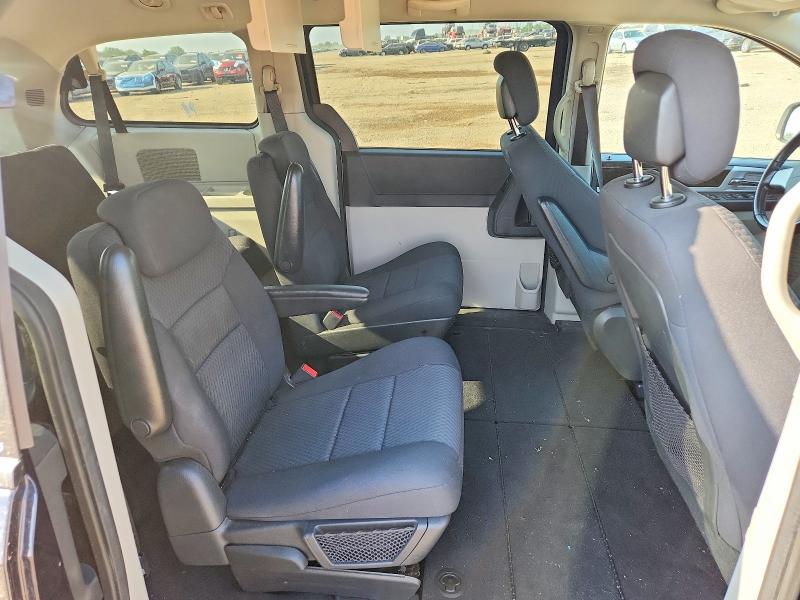 Photo 11 from auction – 2010 DODGE GRAND CARAVAN with VIN 2D4RN6DX5AR336420