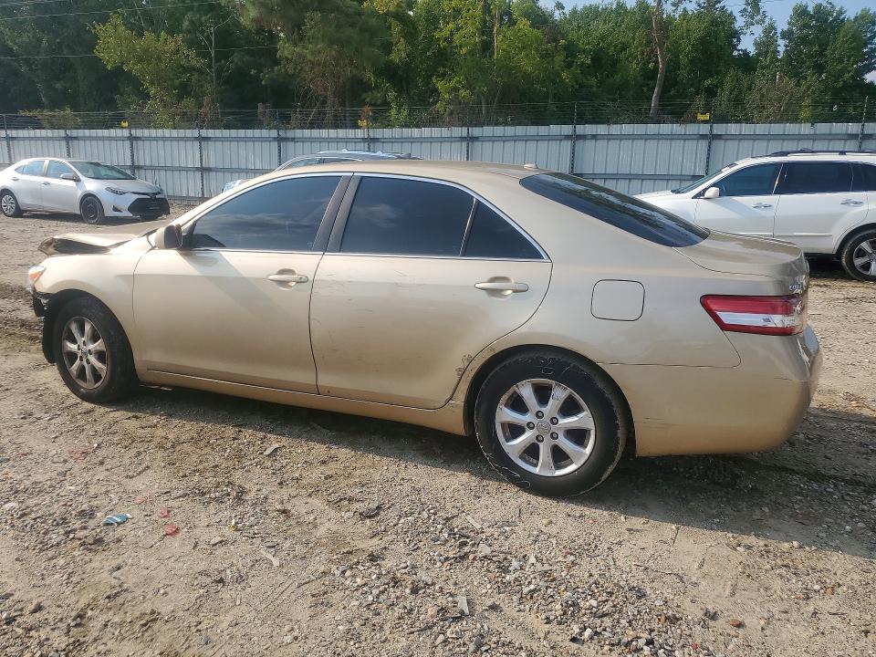 Photo 2 from auction – 2011 TOYOTA CAMRY with VIN 4T1BF3EK3BU199426