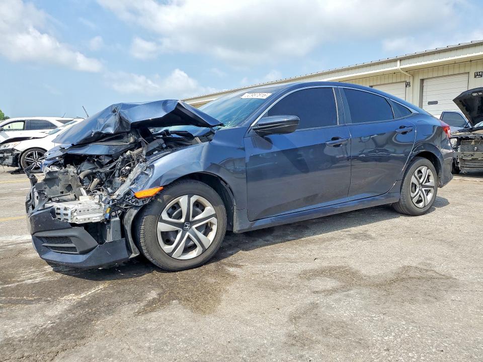 HONDA CIVIC 2018 with VIN 19XFC2F55JE033715 - Photo from auction