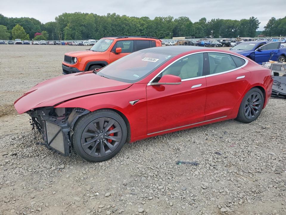 2020 TESLA MODEL S - Търг №61768636