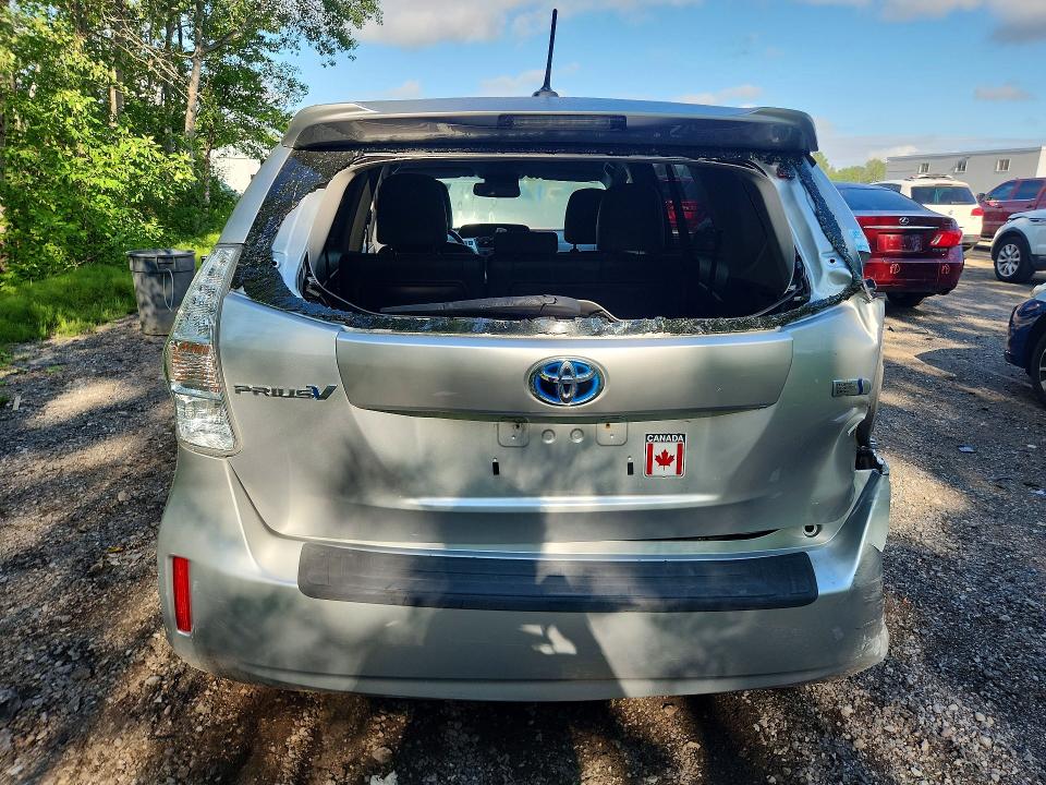 Photo 6 from auction – 2013 TOYOTA PRIUS V with VIN JTDZN3EU3D3229928