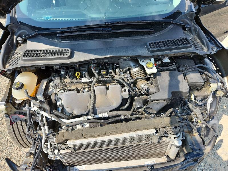 Photo 11 from auction – 2017 FORD ESCAPE with VIN 1FMCU9J92HUD96970