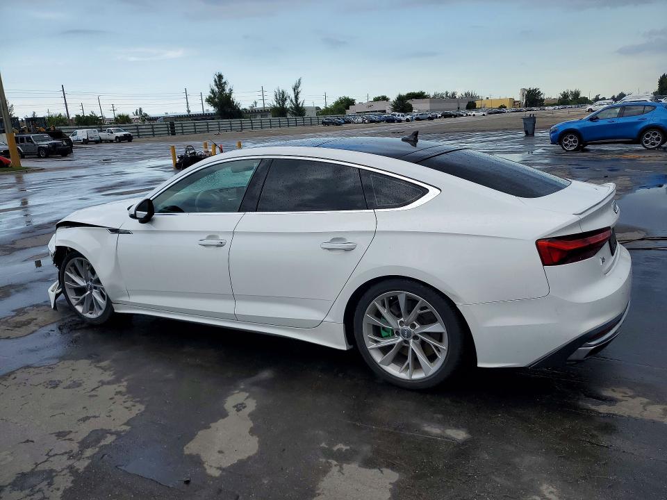 Photo 2 from auction – 2020 AUDI A5 with VIN WAUANCF59LA008572