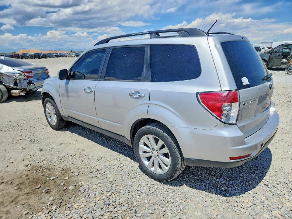 Photo 2 from auction – 2011 SUBARU FORESTER with VIN JF2SHADC2BH733636