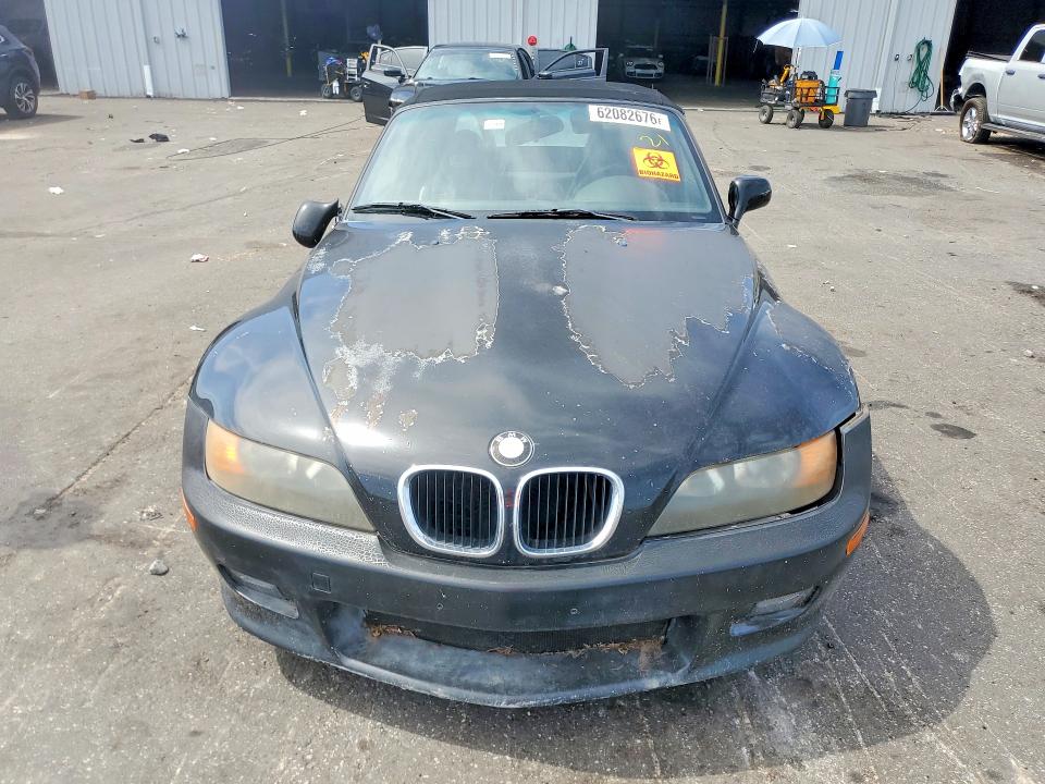 Photo 5 from auction – 1998 BMW Z3 with VIN 4USCJ3329WLC10688