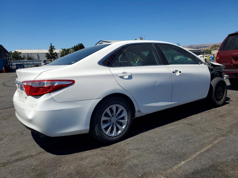 Photo 3 from auction – 2016 TOYOTA CAMRY with VIN 4T4BF1FK3GR536256