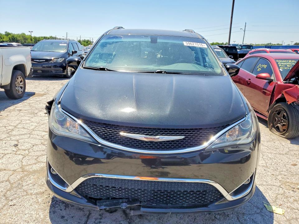 Photo 5 from auction – 2017 CHRYSLER PACIFICA with VIN 2C4RC1EG6HR622582