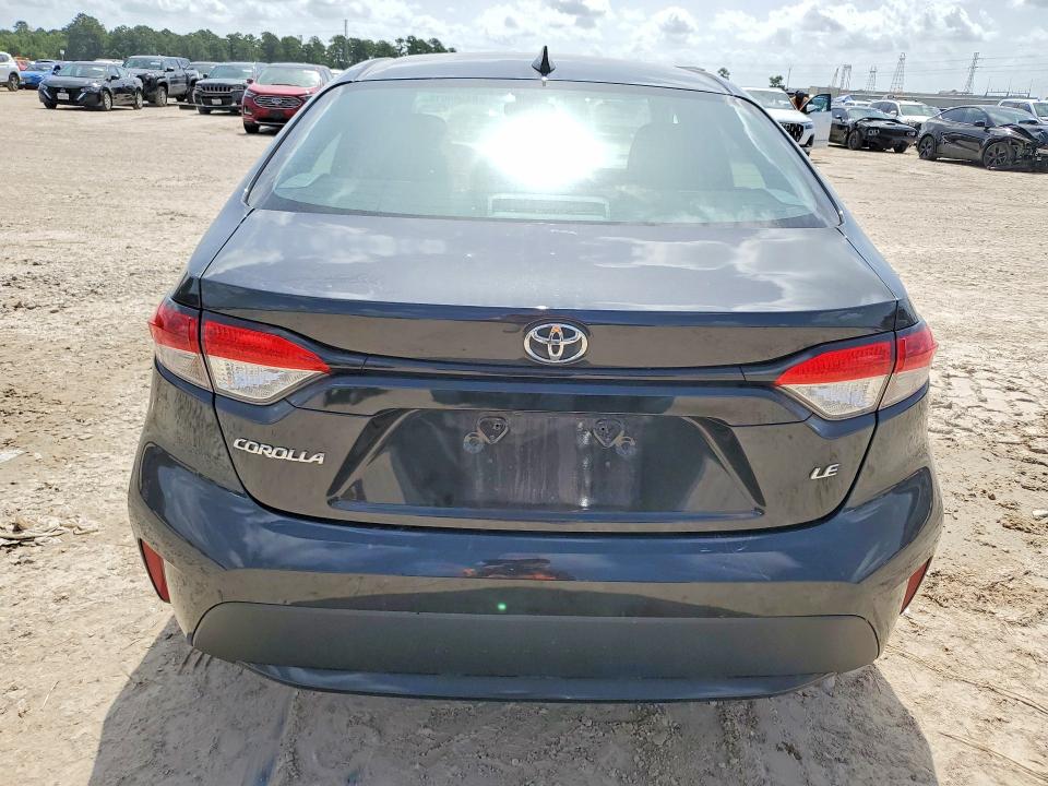 Photo 6 from auction – 2021 TOYOTA COROLLA with VIN 5YFEPMAE4MP228565