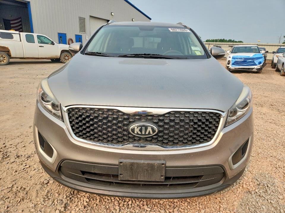 Photo 5 from auction – 2017 KIA SORENTO with VIN 5XYPG4A39HG192356