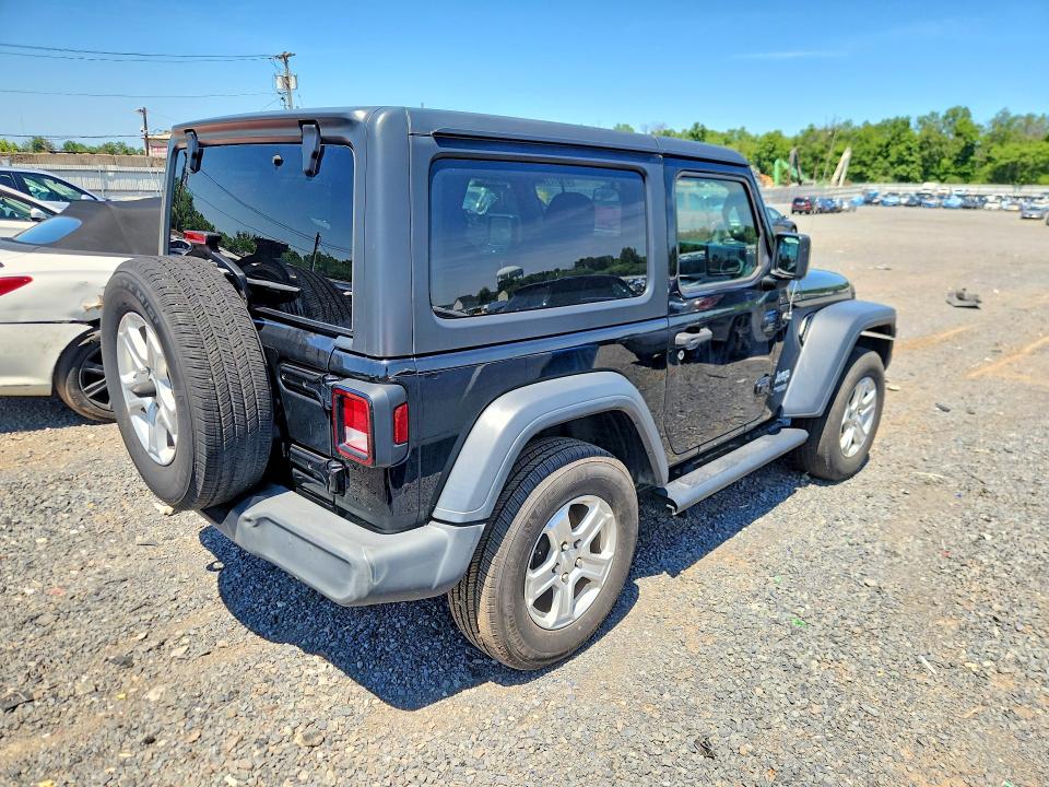 Photo 3 from auction – 2018 JEEP WRANGLER with VIN 1C4GJXAG6JW277802