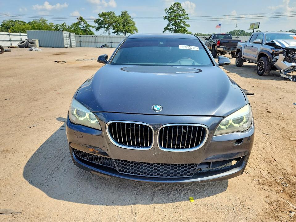 Photo 5 from auction – 2015 BMW 740 with VIN WBAYF4C53FGS99111