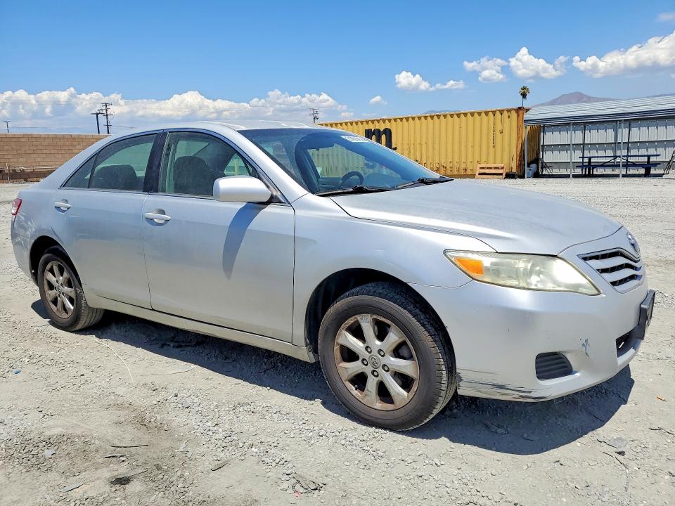 Photo 4 from auction – 2011 TOYOTA CAMRY with VIN 4T1BF3EK2BU771800
