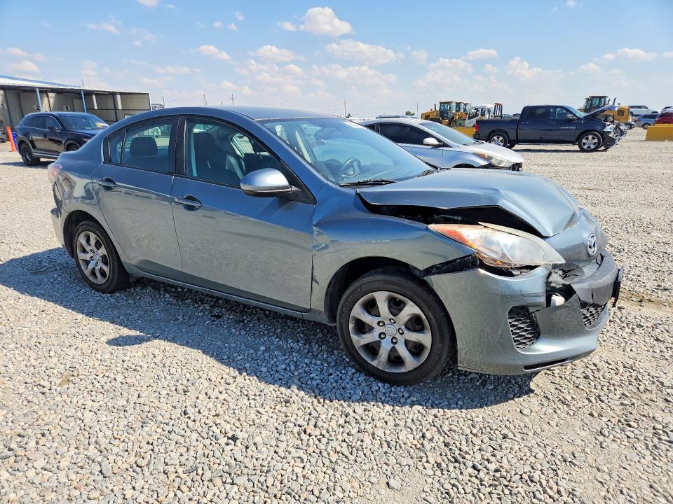 Photo 4 from auction – 2013 MAZDA 3 with VIN JM1BL1U70D1786153