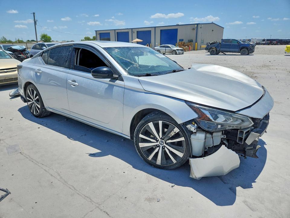 Photo 4 from auction – 2019 NISSAN ALTIMA with VIN 1N4BL4CV2KC247963
