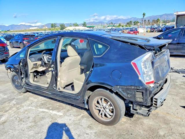 Photo 2 from auction – 2011 TOYOTA PRIUS with VIN JTDKN3DU0B0260152