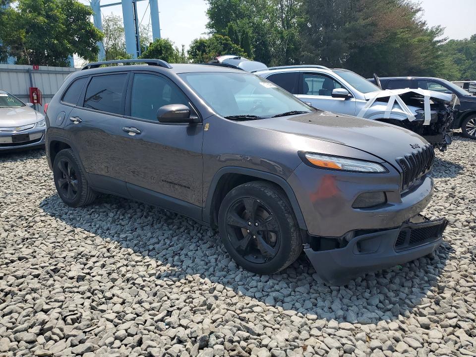 Photo 4 from auction – 2018 JEEP CHEROKEE with VIN 1C4PJLCXXJD527852