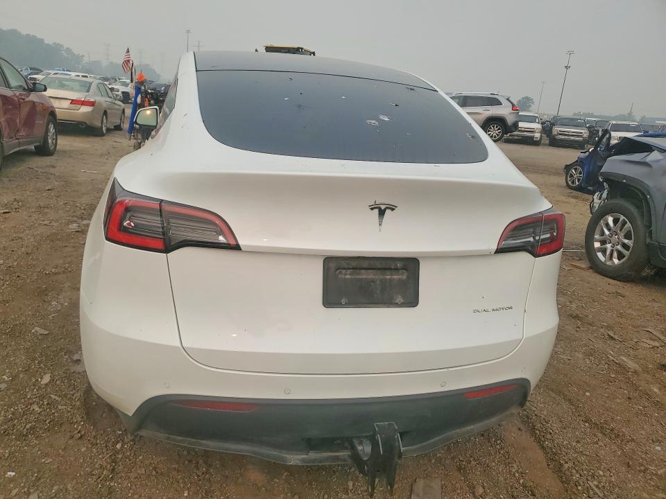 Photo 6 from auction – 2021 TESLA MODEL Y with VIN 5YJYGDEE3MF109201