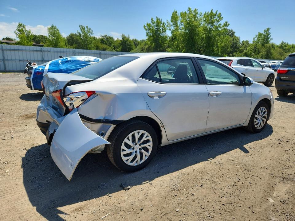 Photo 3 from auction – 2017 TOYOTA COROLLA with VIN 2T1BURHE5HC959025