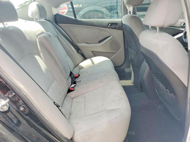 Photo 10 from auction – 2013 KIA OPTIMA with VIN 5XXGM4A76DG231138