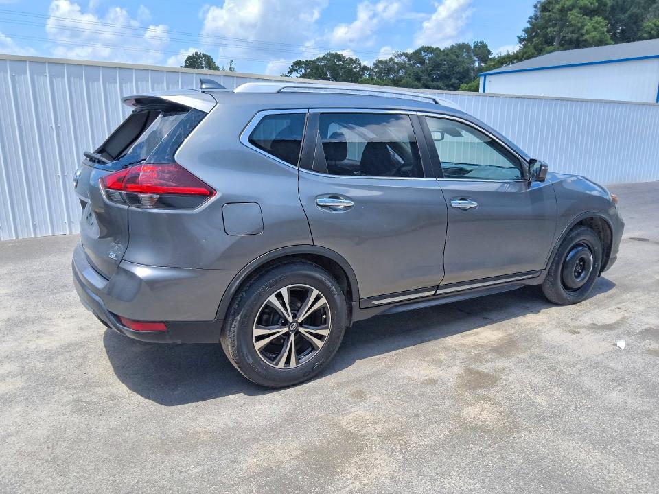 Photo 3 from auction – 2018 NISSAN ROGUE with VIN JN8AT2MT8JW464071