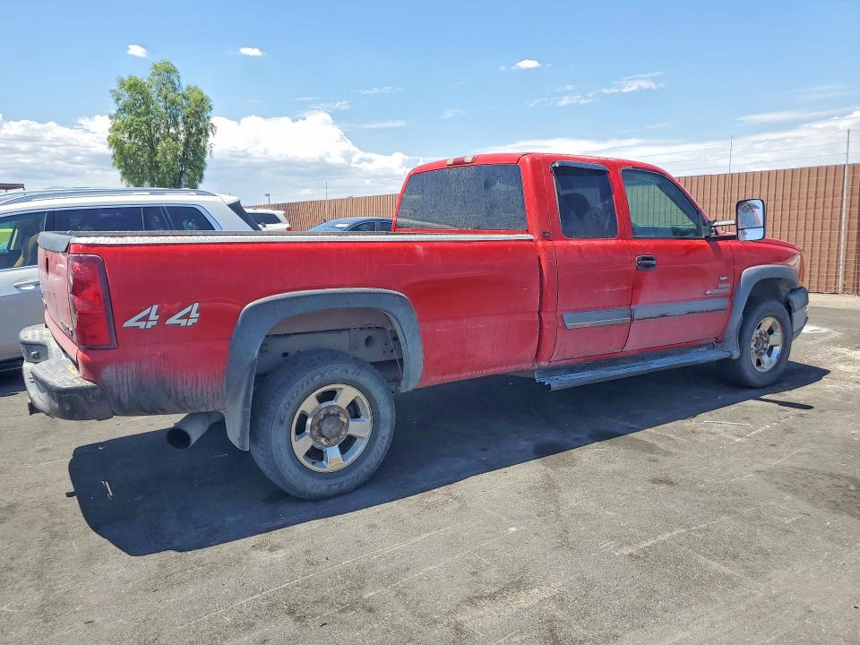 Photo 3 from auction – 2003 CHEVROLET SILVERADO with VIN 1GCHK291X3E145509