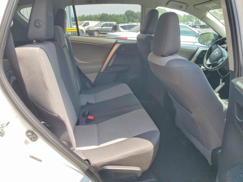 Photo 10 from auction – 2013 TOYOTA RAV4 with VIN 2T3BFREV4DW097253