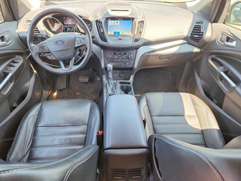 Photo 8 from auction – 2017 FORD ESCAPE with VIN 1FMCU9GD5HUD55986