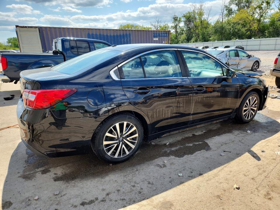 Photo 3 from auction – 2019 SUBARU LEGACY with VIN 4S3BNAB69K3024669