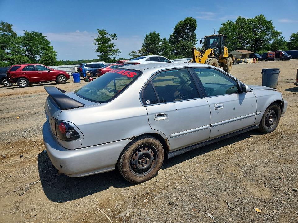 Photo 3 from auction – 1998 HONDA CIVIC with VIN 2HGEJ8648WH603294