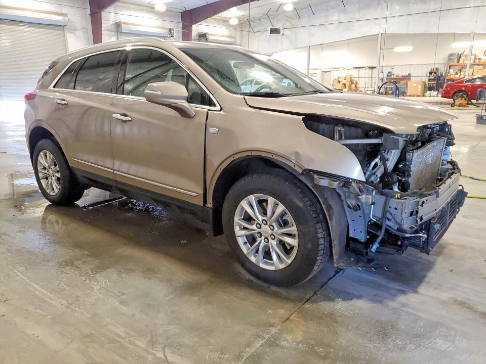Photo 4 from auction – 2023 CADILLAC XT5 with VIN 1GYKNBR44PZ127667