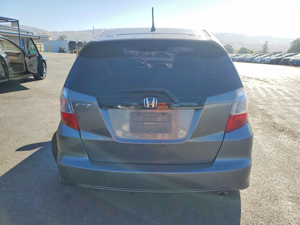 Photo 6 from auction – 2012 HONDA FIT with VIN JHMGE8H5XCC024483