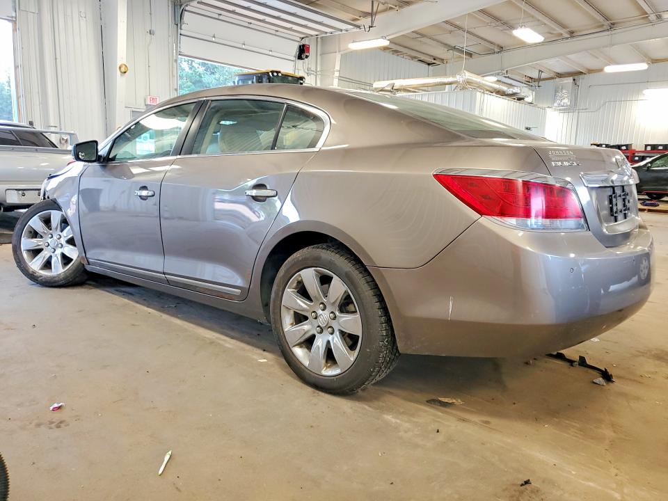 Photo 2 from auction – 2011 BUICK LACROSSE with VIN 1G4GC5ED8BF317650
