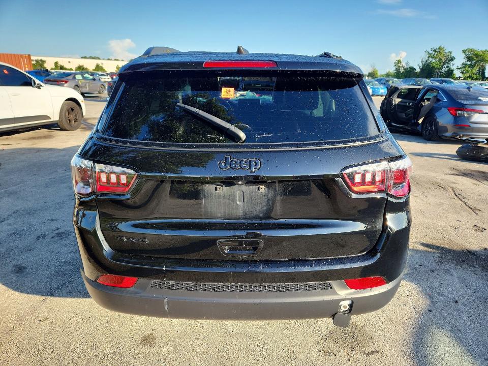Photo 6 from auction – 2022 JEEP COMPASS with VIN 3C4NJDBB6NT171533