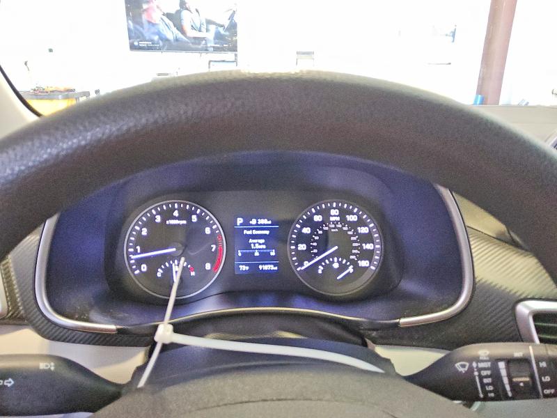 Photo 9 from auction – 2020 HYUNDAI TUCSON with VIN KM8J3CA40LU103152