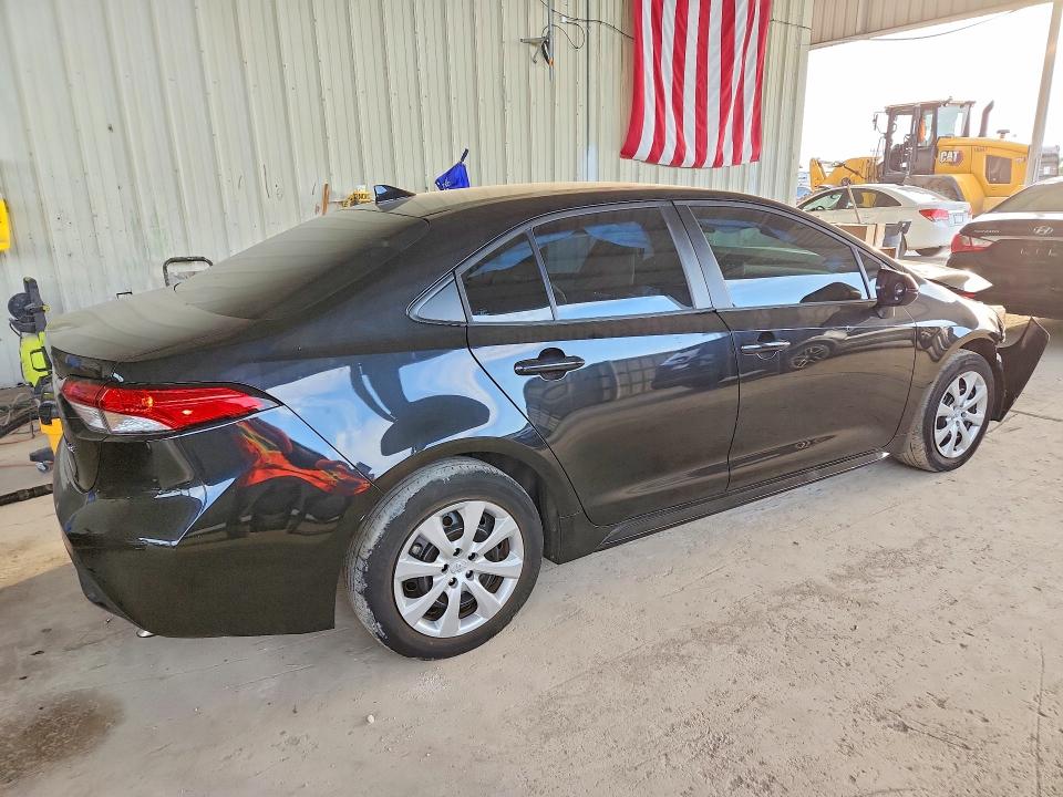 Photo 3 from auction – 2022 TOYOTA COROLL with VIN 5YFEPMAE3NP283347