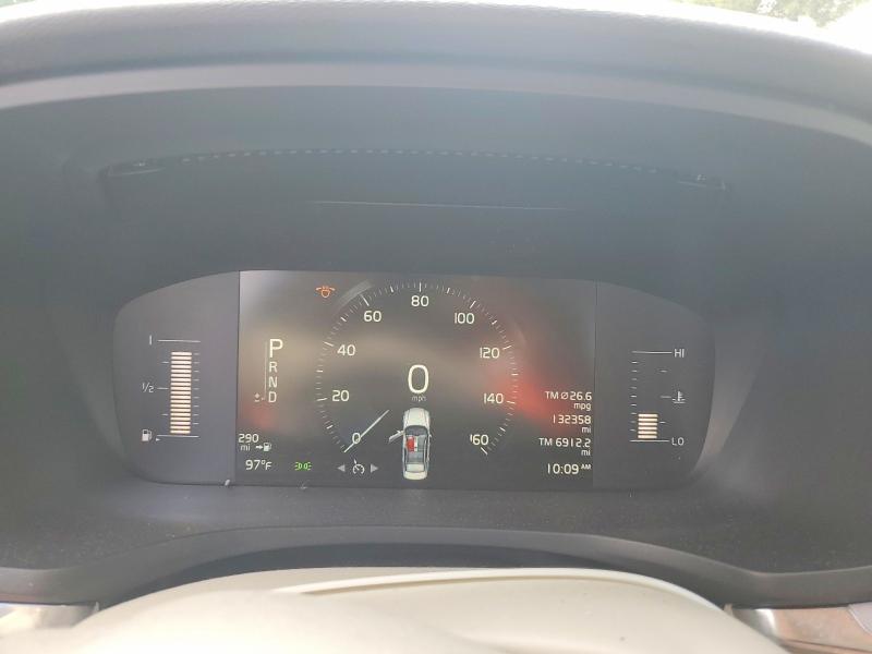 Photo 9 from auction – 2019 VOLVO S60 with VIN 7JRA22TK4KG013112
