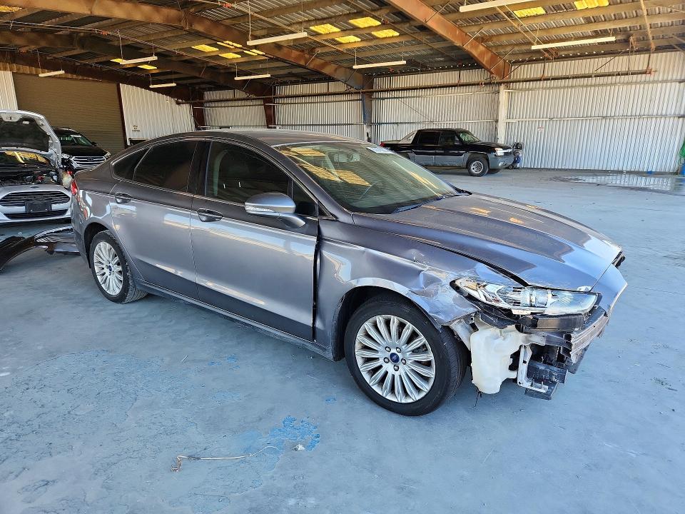Photo 4 from auction – 2014 FORD FUSION with VIN 3FA6P0LU1ER241650