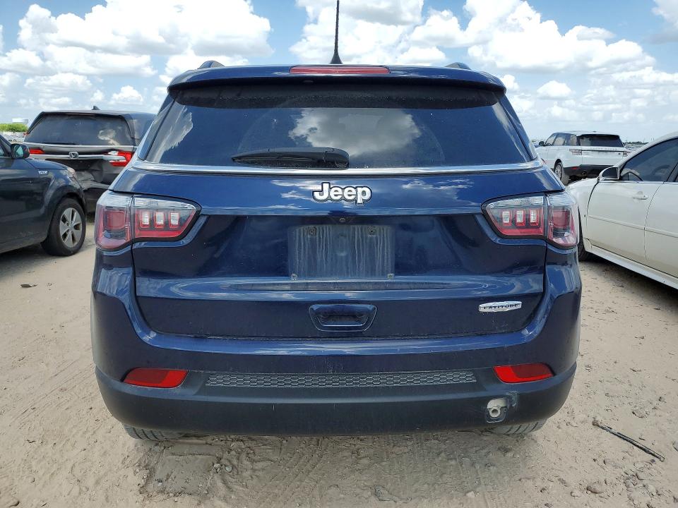 Photo 6 from auction – 2018 JEEP COMPASS with VIN 3C4NJCBBXJT345351