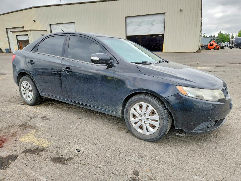 Photo 4 from auction – 2010 KIA FORTE with VIN KNAFU4A20A5176215
