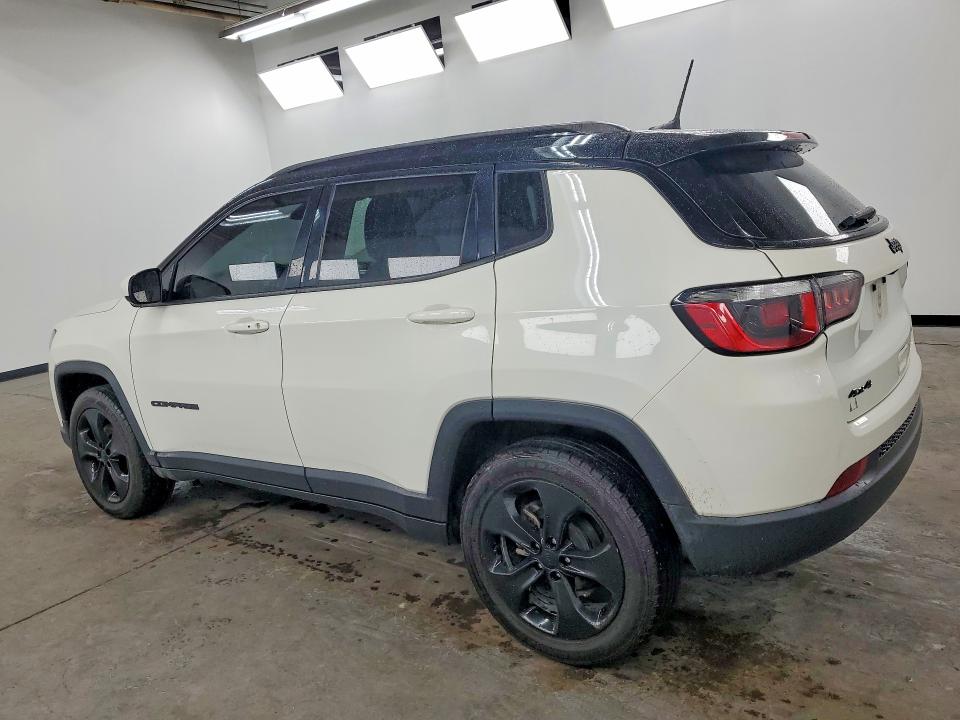 Снимка 2 от търг – 2019 JEEP COMPASS с VIN 3C4NJDBB4KT772418