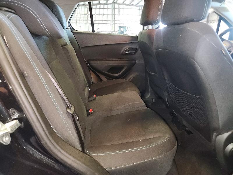 Photo 11 from auction – 2015 CHEVROLET TRAX with VIN 3GNCJKSB5FL230155