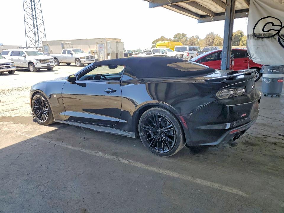 Photo 2 from auction – 2019 CHEVROLET CAMARO with VIN 1G1FH3D79K0154939