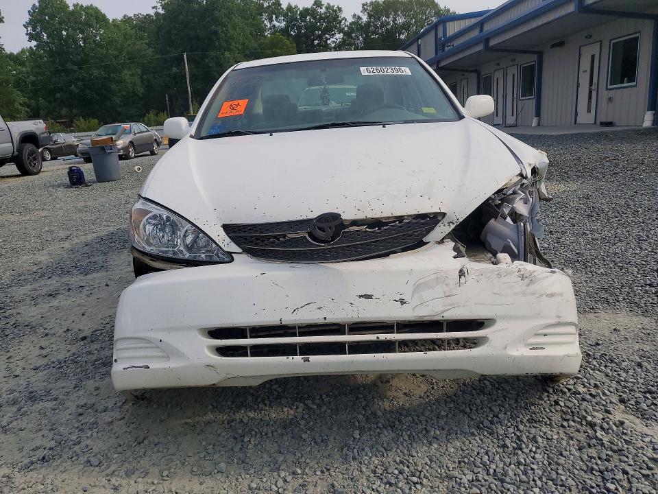 Photo 5 from auction – 2003 TOYOTA CAMRY with VIN 4T1BE32KX3U176041